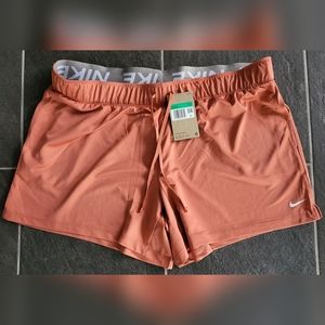 Nike DA0319-827 Women's Extra Large XL Athletic Dri-fit Training Workout Shorts